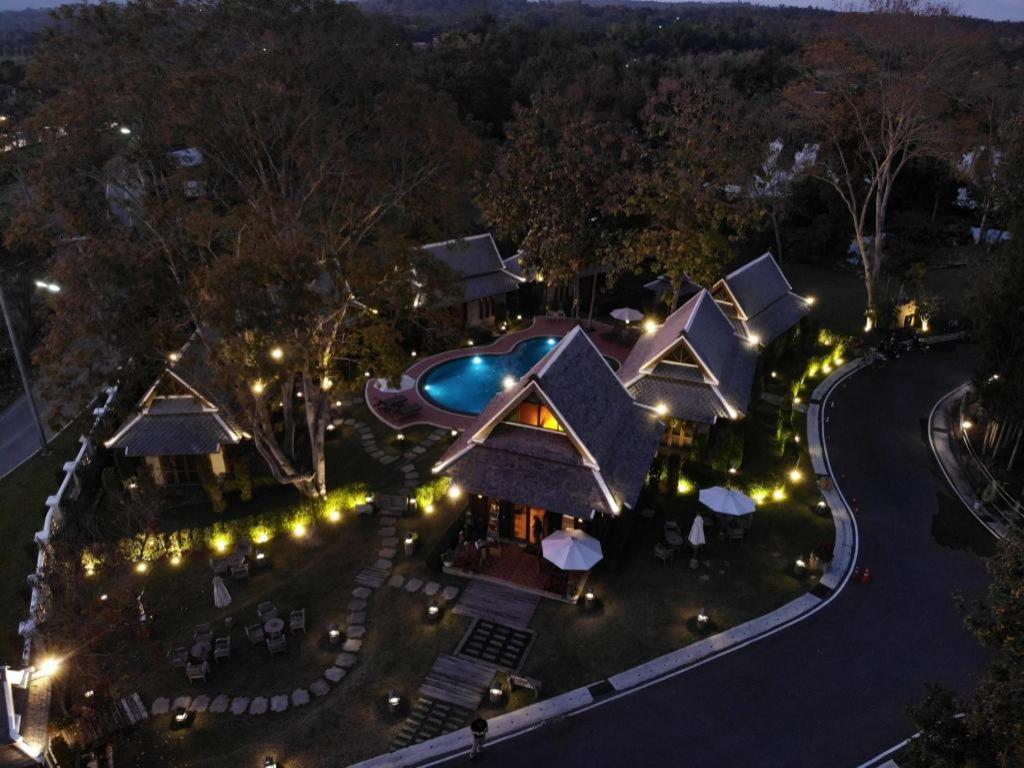 Ruean Racha Hotel Chiang Mai Ngoại thất bức ảnh
