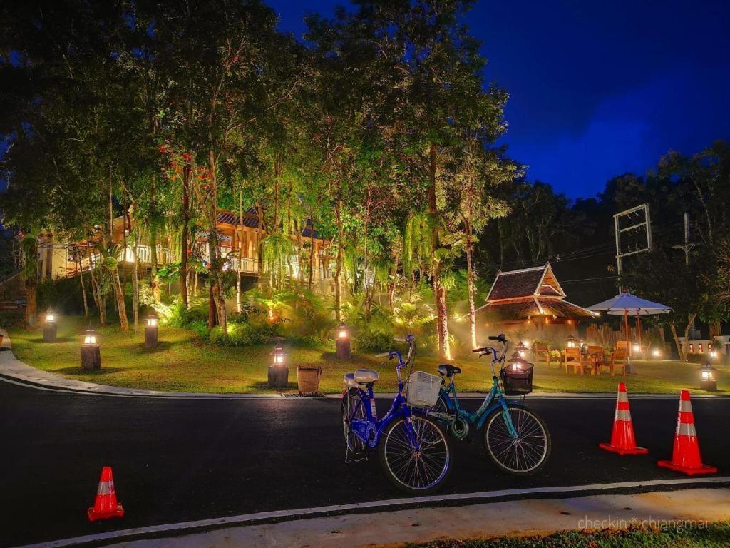 Ruean Racha Hotel Chiang Mai Ngoại thất bức ảnh
