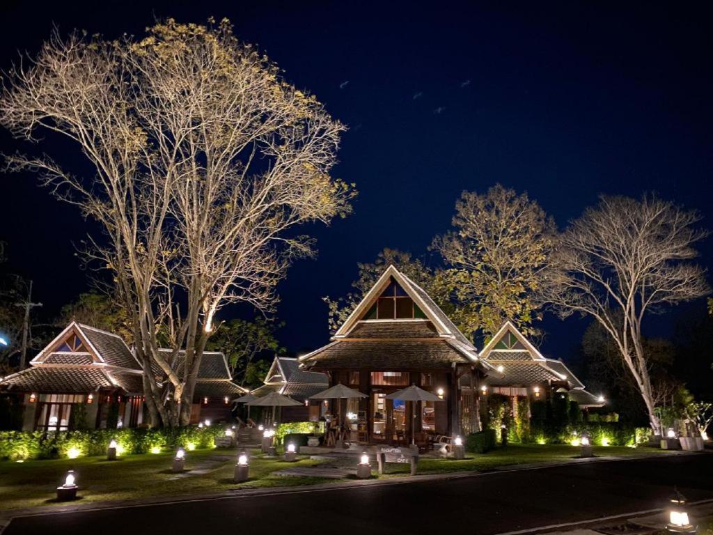 Ruean Racha Hotel Chiang Mai Ngoại thất bức ảnh