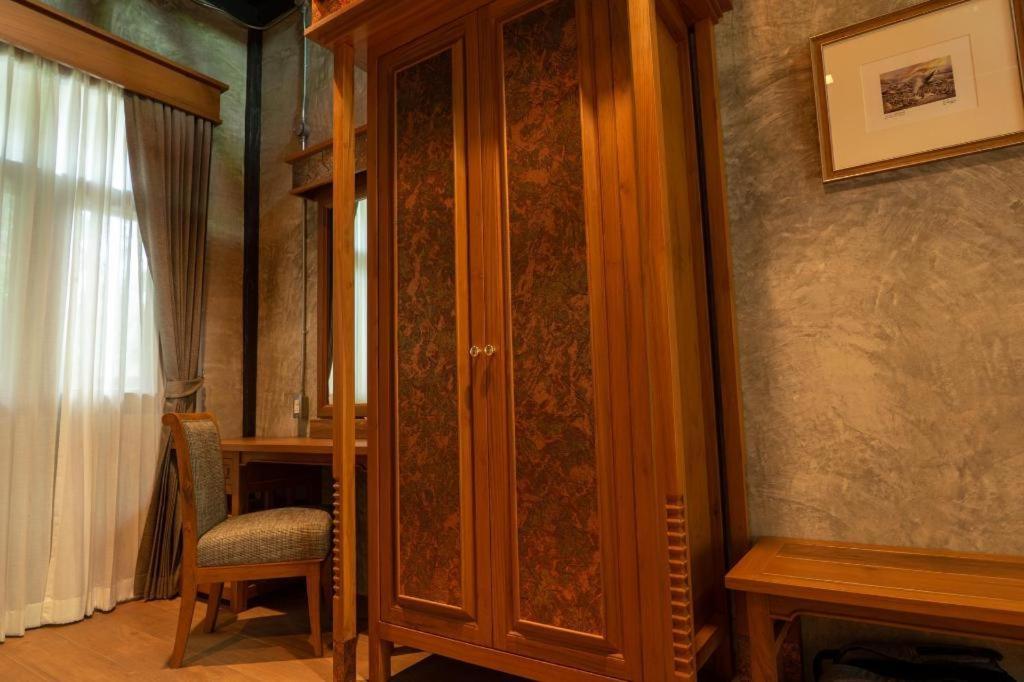 Ruean Racha Hotel Chiang Mai Ngoại thất bức ảnh