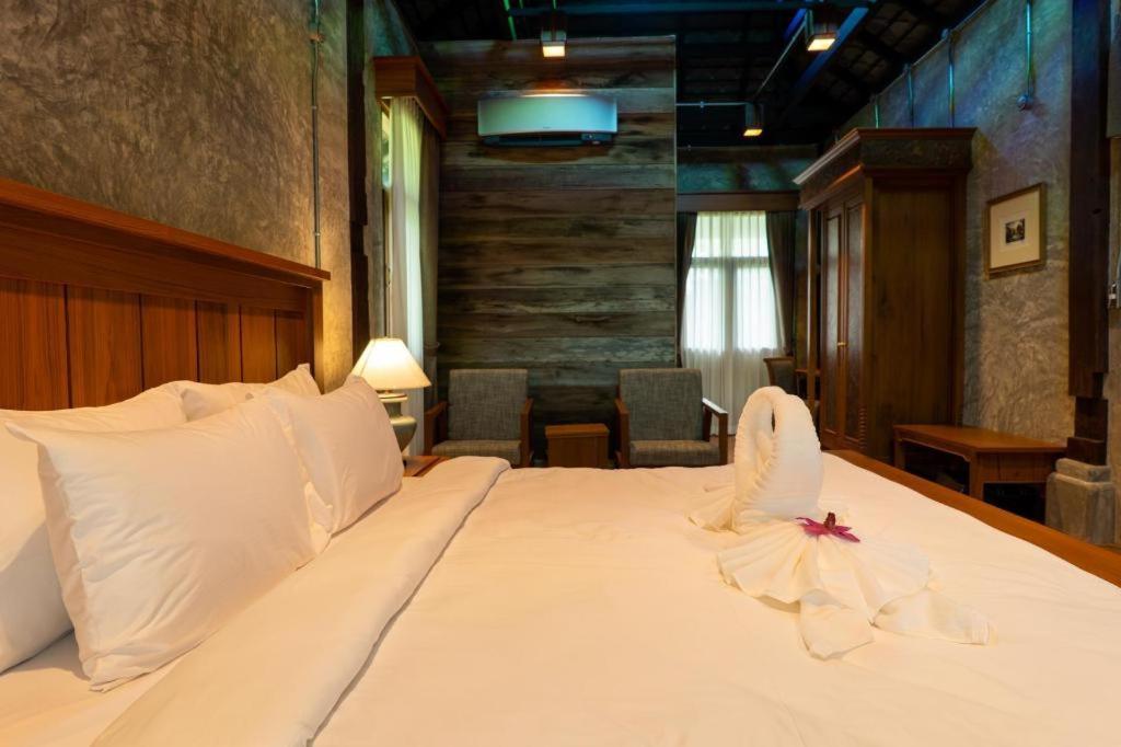Ruean Racha Hotel Chiang Mai Ngoại thất bức ảnh