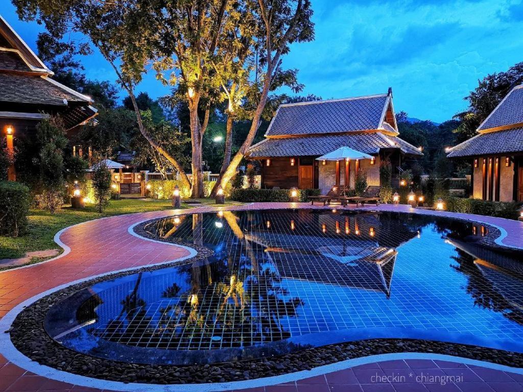 Ruean Racha Hotel Chiang Mai Ngoại thất bức ảnh