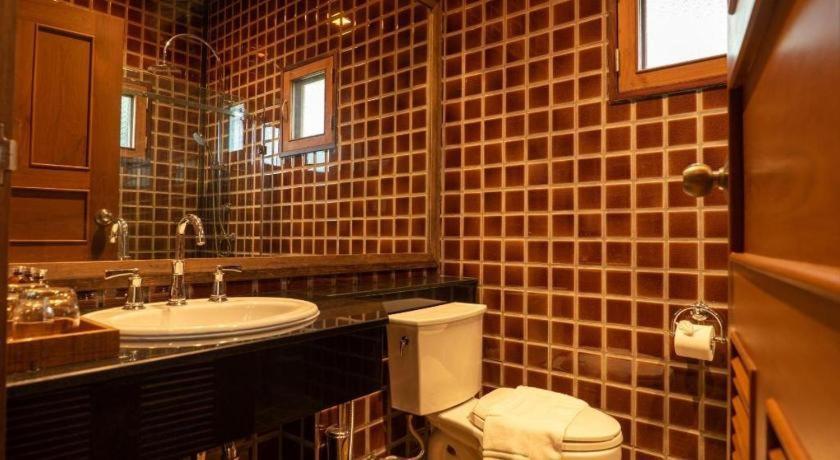 Ruean Racha Hotel Chiang Mai Ngoại thất bức ảnh