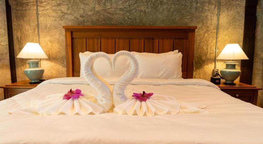 Ruean Racha Hotel Chiang Mai Ngoại thất bức ảnh