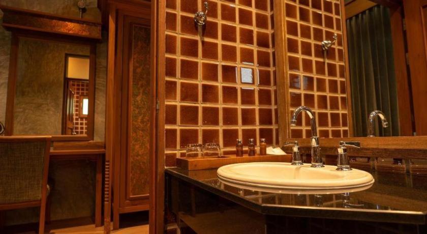 Ruean Racha Hotel Chiang Mai Ngoại thất bức ảnh
