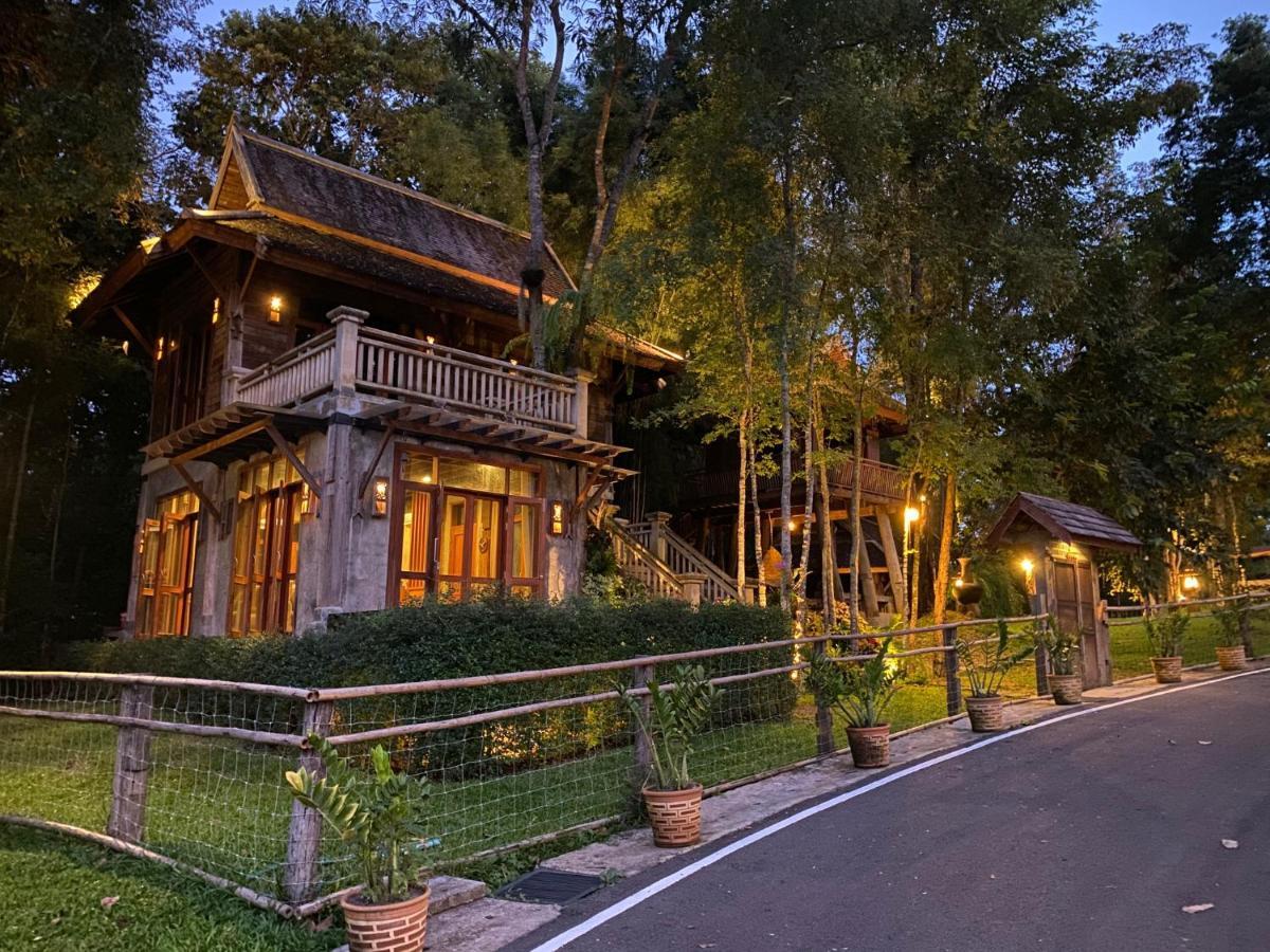 Ruean Racha Hotel Chiang Mai Ngoại thất bức ảnh